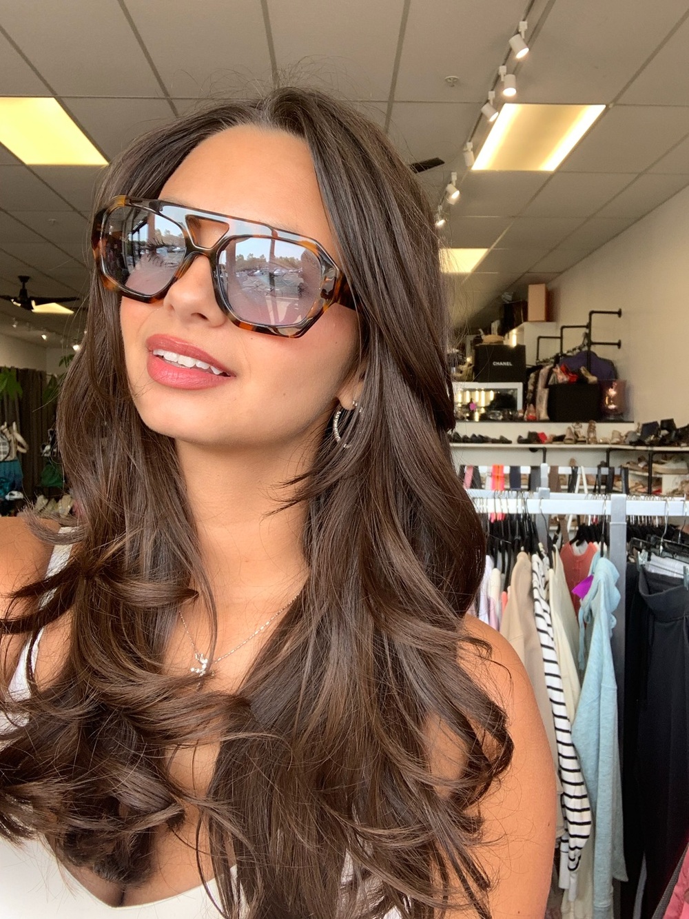VEHLA Aviator Sunglasses W/ Case - Picture 2 of 7